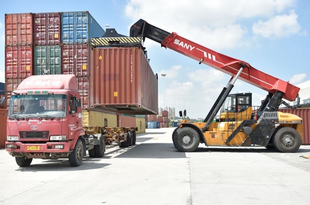 1639129422212291.jpg 福建泉州港清關公司_副本.jpg